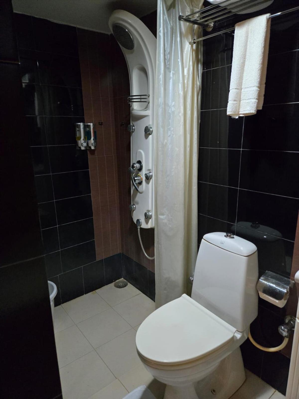 Hotel Badami Court Eksteriør billede