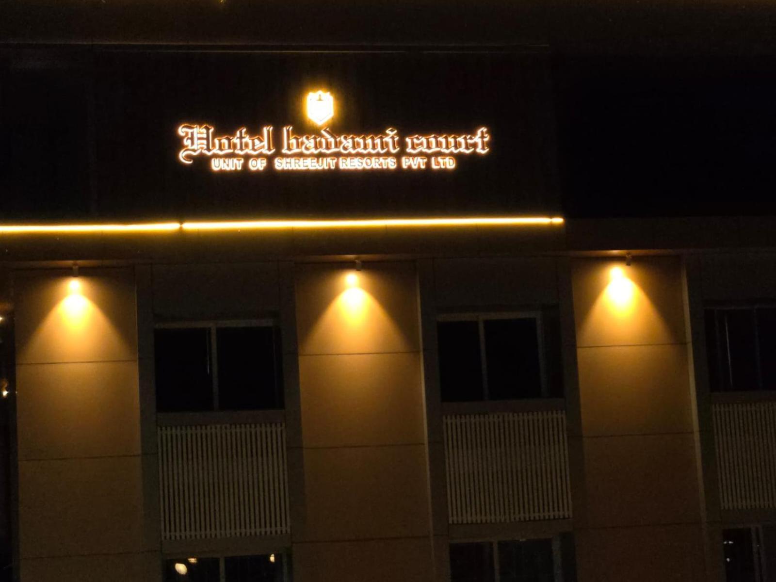 Hotel Badami Court Eksteriør billede