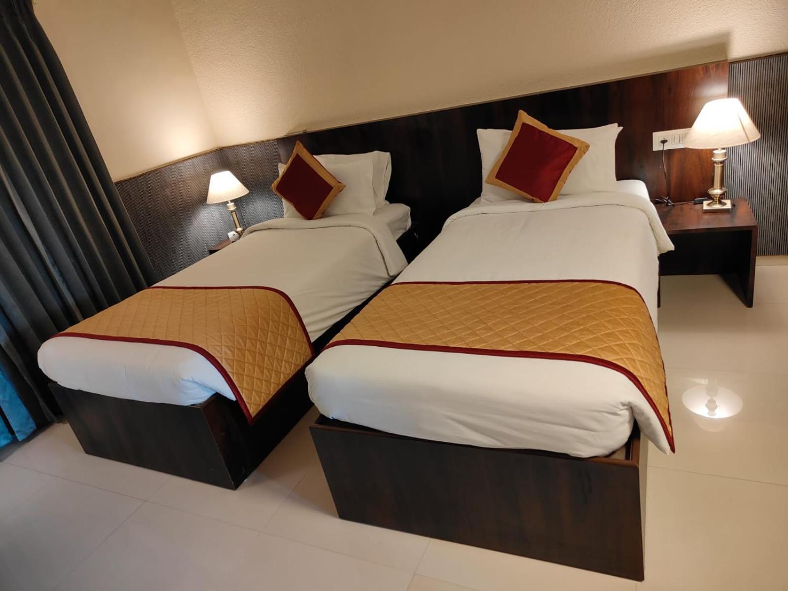 Hotel Badami Court Eksteriør billede